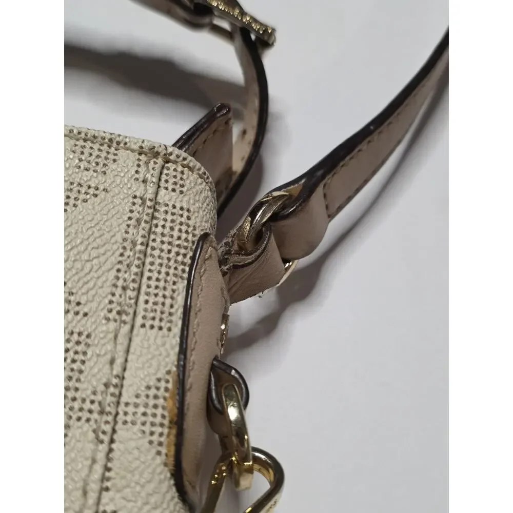 Michael Kors Jet Set Travel Signature Logo Messenger Bag - Color cream